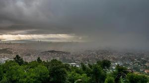 zentauroepp45399519 lluvia  tormenta  aguacero en  barcelona  im genes de la mad181009184509