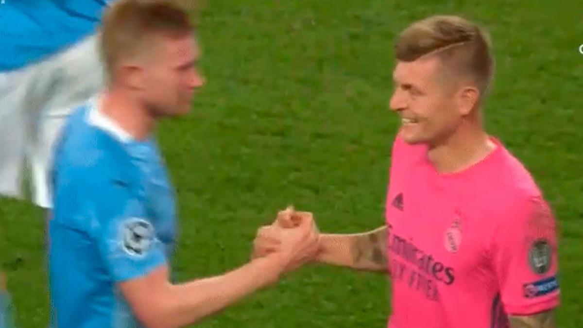 Kroos se rinde al City y este gesto a De Bruyne lo demuestra