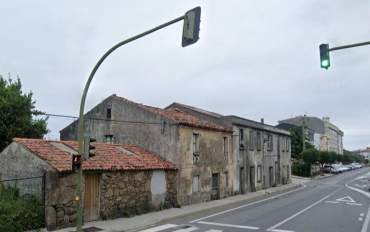 Arteixo expropia suelo para demoler cuatro casas y reformar la travesía de Pastoriza