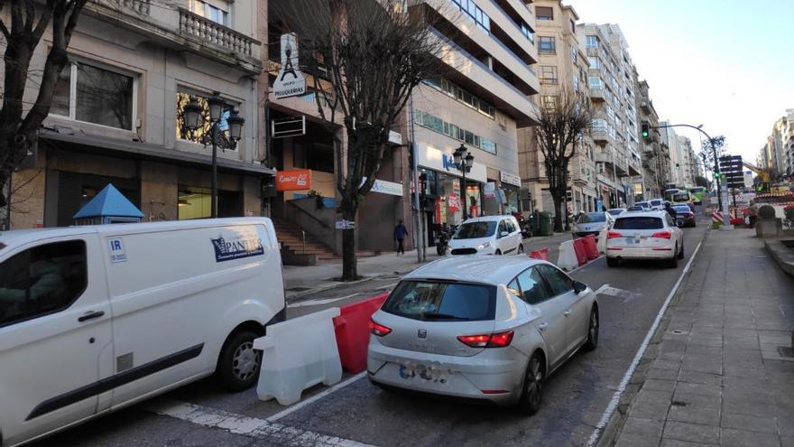 La Concejalía de Tráfico abrió hoy Gran Vía en sentido ascendente desde Urzáiz. // FDV