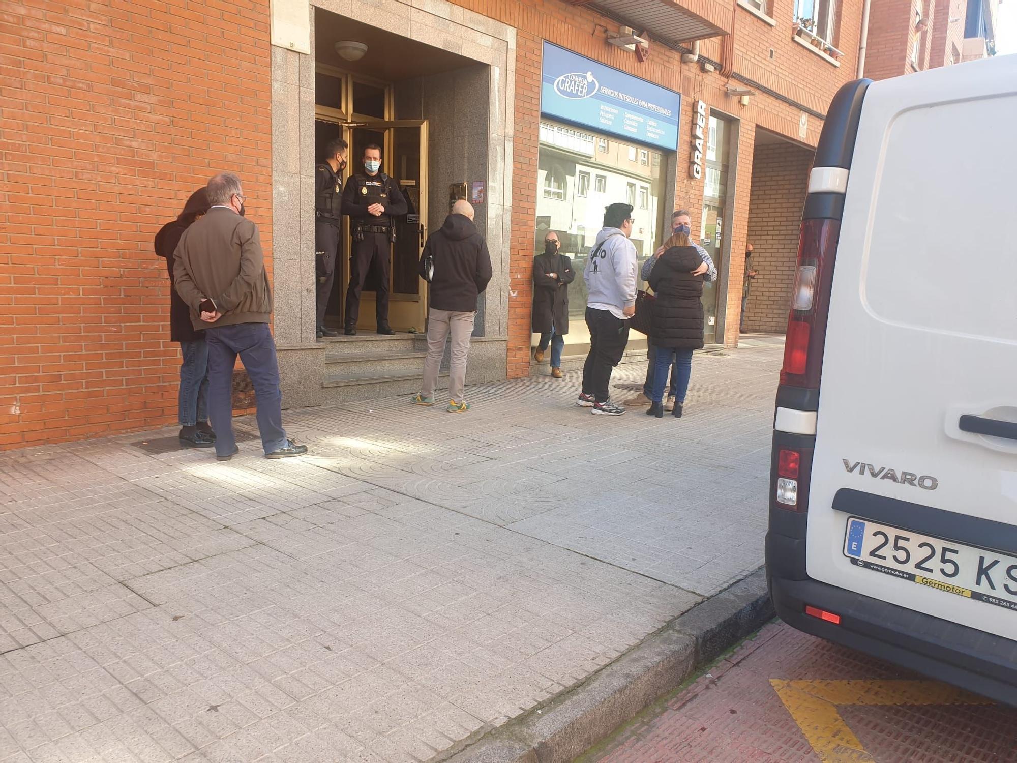 En imágenes: asesinan a una niña de 14 años en Oviedo