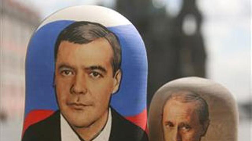El nuevo presidente de Rusia propone que Putin sea primer ministro