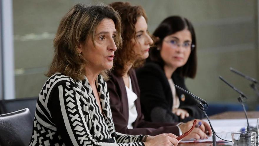 Las ministras Teresa Ribera, María Jesús Montero y Carolina Darias, tras el Consejo de Ministros.