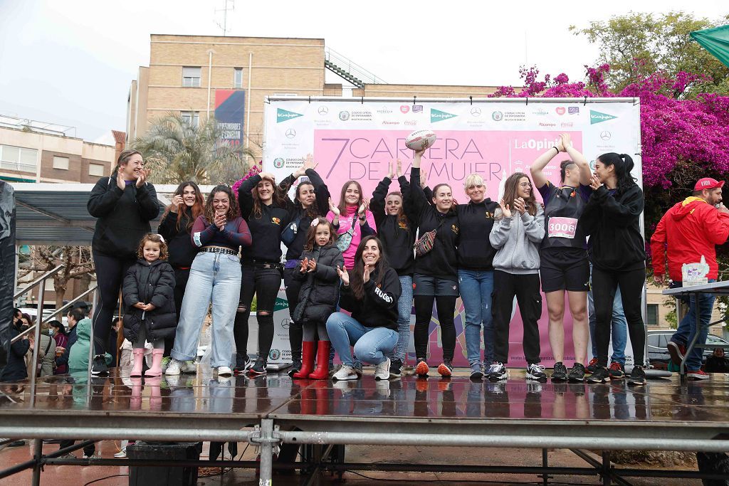 Carrera de la Mujer Murcia 2022: las participantes posan en el photocall