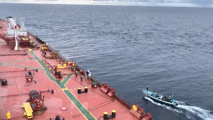 Salvamento Marítimo confirma que Ecuador busca al marinero de Porto do Son desaparecido