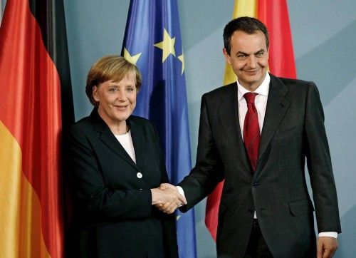 Zapatero visita a Merkel en Berlín