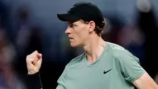 Sinner enseña a Djokovic quién es el número 1