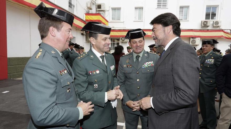 Barcala durante la toma de posesión del nuevo comandante de la Guardia Civil