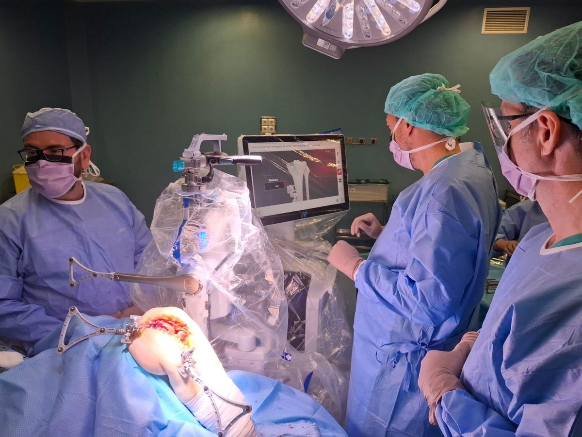 la cirugía de artroplastia unicompartimental de rodilla
