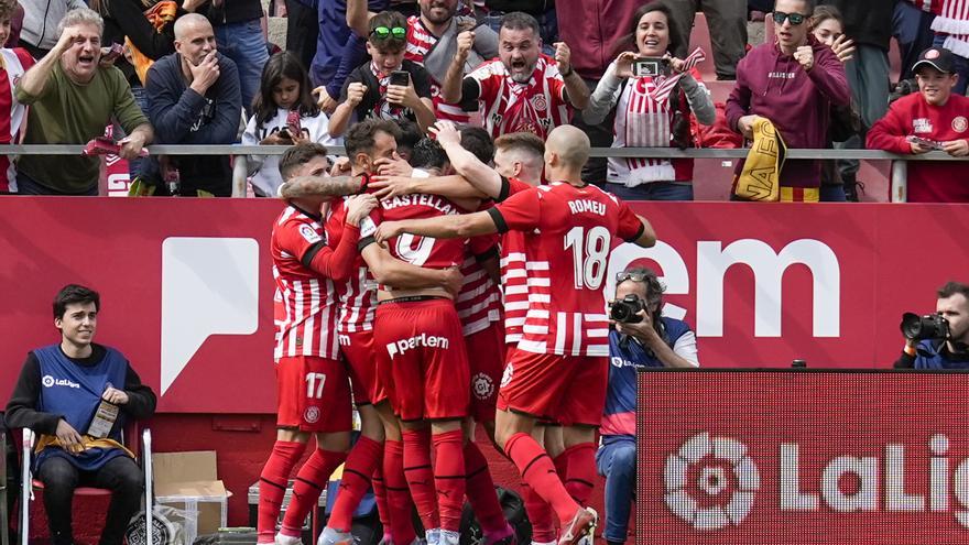 Resumen y highlights del Girona 2 - 1 Espanyol de la jornada 27 de LaLiga Santander