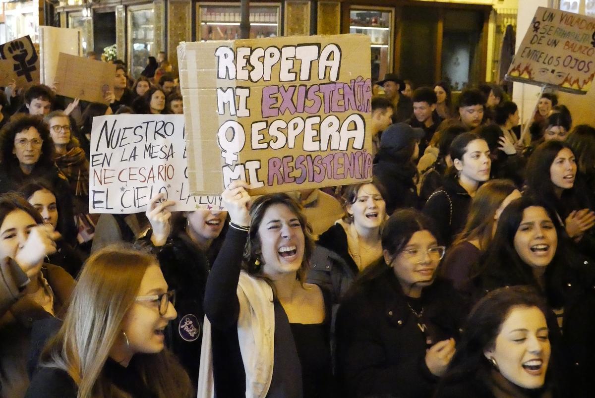 Protestas estudiantil por el Día de la Mujer.