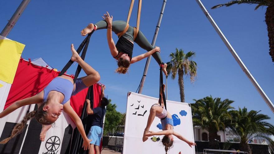 Arrecife llenó de diversión y ocio el renovado parque infantil de Altavista