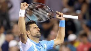 Djokovic celebra su triunfo contra Fritz