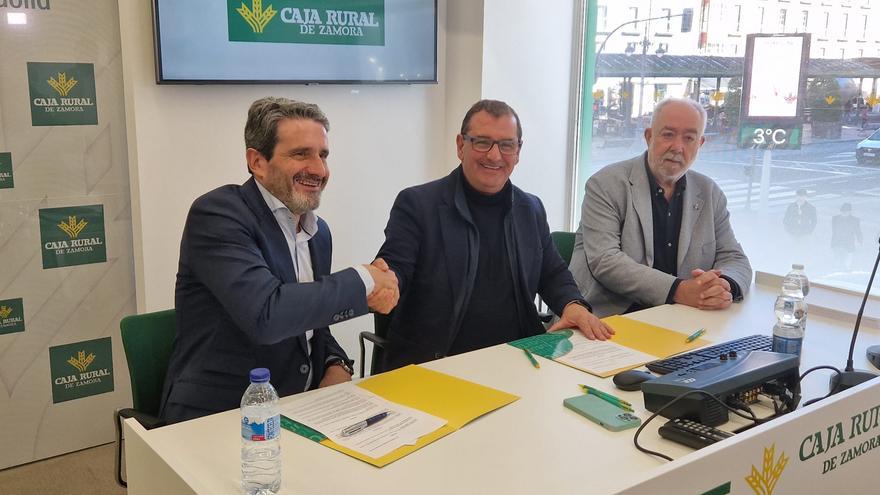 Caja Rural apoya a los entrenadores de baloncesto Castilla y León