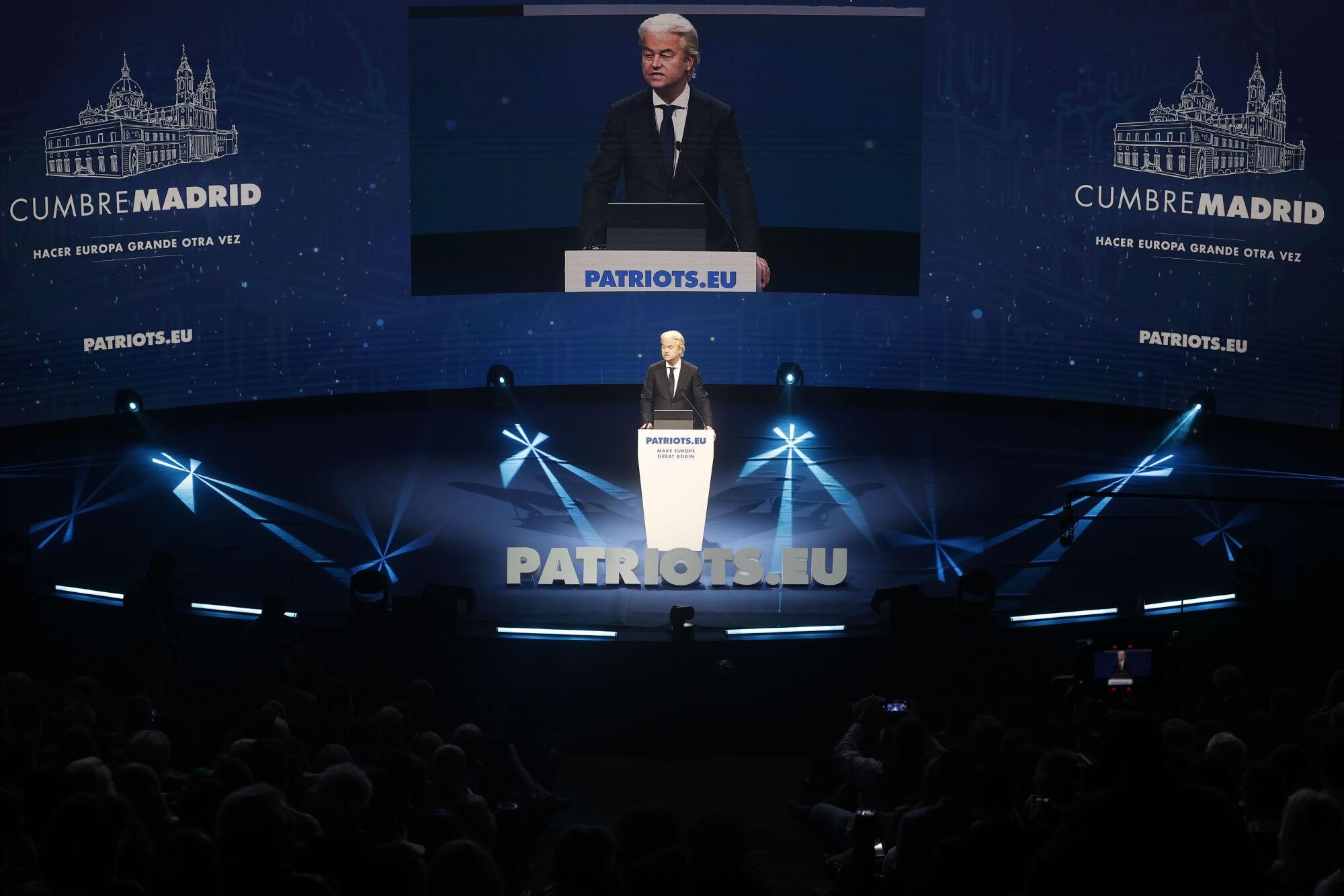 MADRID, 08/02/2025.- El líder de la derecha radical de Países Bajos (PVV), Geert Wilders, interviene durante la primera cumbre de Patriotas, alianza de la extrema derecha europea, que se celebra este sábado en Madrid. EFE/ Sergio Pérez