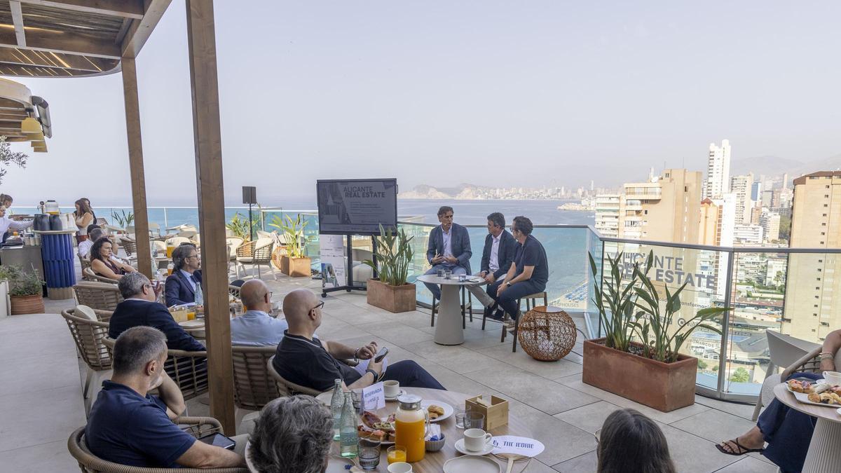 La nueva ley del suelo autonómica, base para que la oferta viviendas aflore en la Costa Blanca