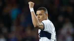 Mbappe, antes del abrazo con Xavi: Quiero ganar la Champions con el PSG