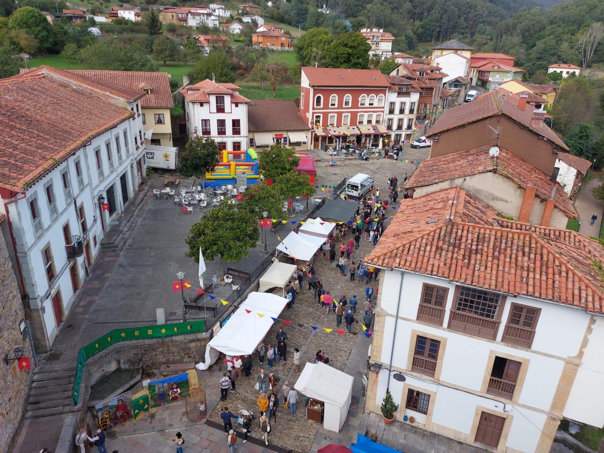 En imágenes: Domingo de lleno en la Feria Medieval de Salas
