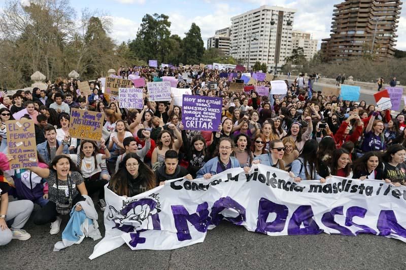 Manifestación de los estudiantes en Valencia contra el pin parental