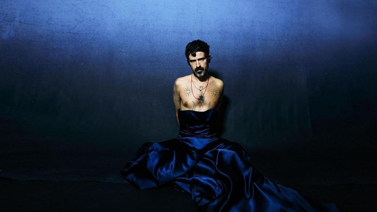 Devendra Banhart y su vestido-amuleto de Miyake.