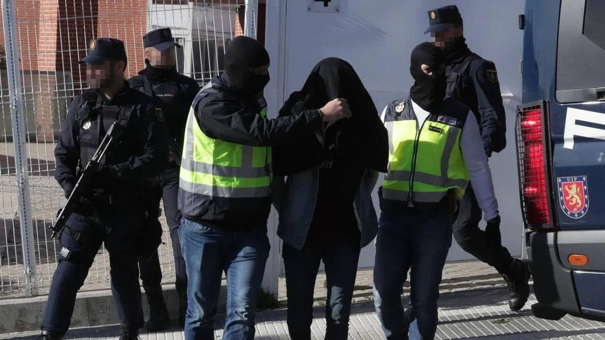 Cataluña y Madrid lideran los avisos de radicalización con más del 24% del total nacional