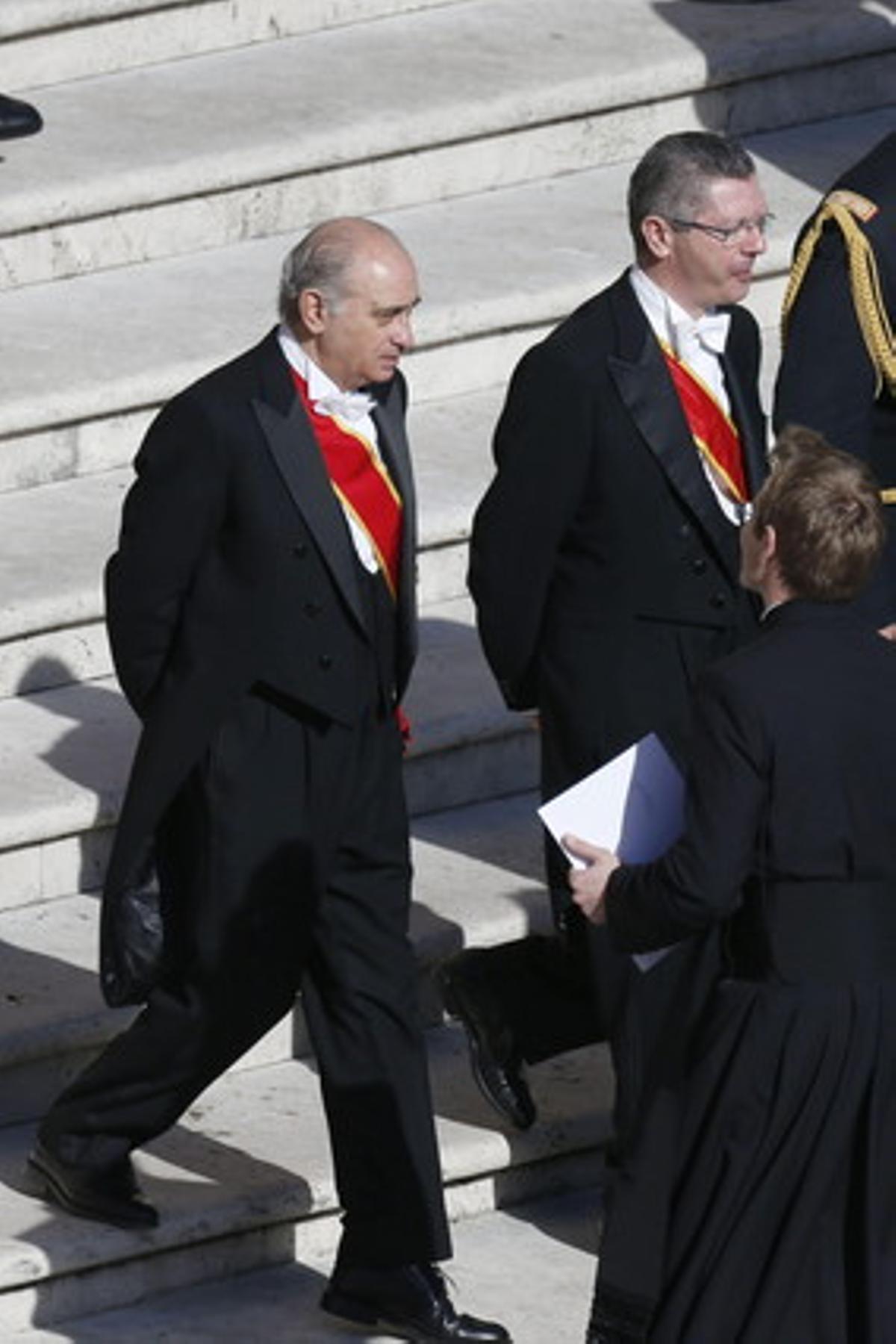 Els ministres espanyols d’Interior i Justícia, Jorge Fernández Díaz i Alberto Ruiz-Gallardón, formen part de la representació espanyola.