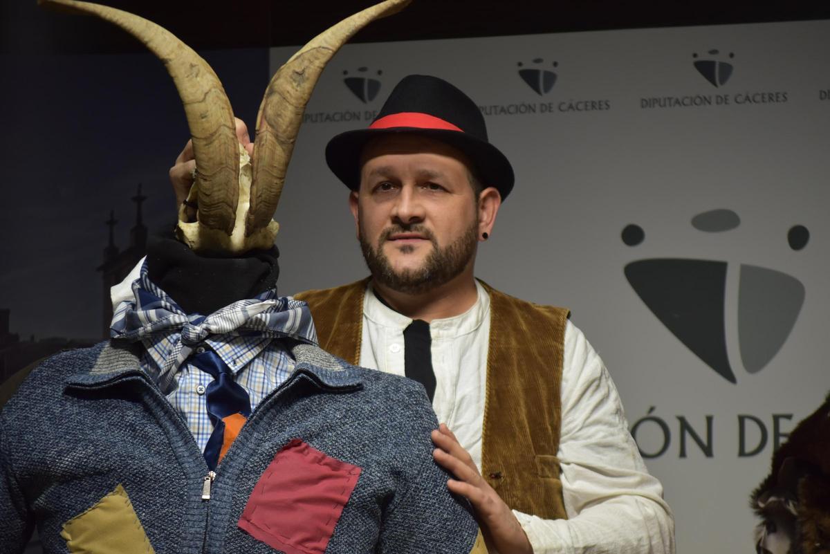 Fotogalería | El Carnaval Hurdano en la Diputación de Cáceres Fotogalería | El Carnaval Hurdano en la Diputación de Cáceres