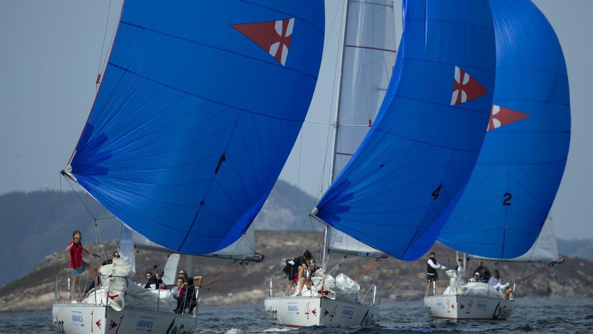 Tripulaciones de la Gestilar Ladies Cup en acción.