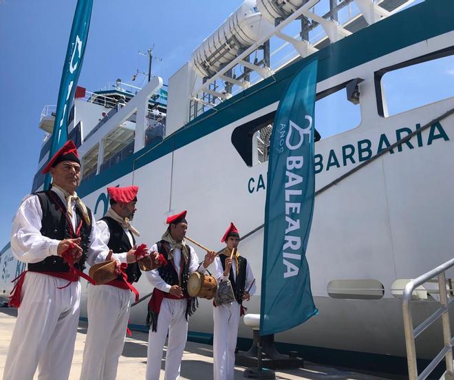 Así es el primer ferry eléctrico de España: el Cap de Barbaria de Baleària