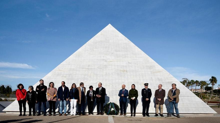 Acto institucional municipal en Málaga de homenaje a las personas represaliadas durante la Guerra Civil y la dictadura franquista