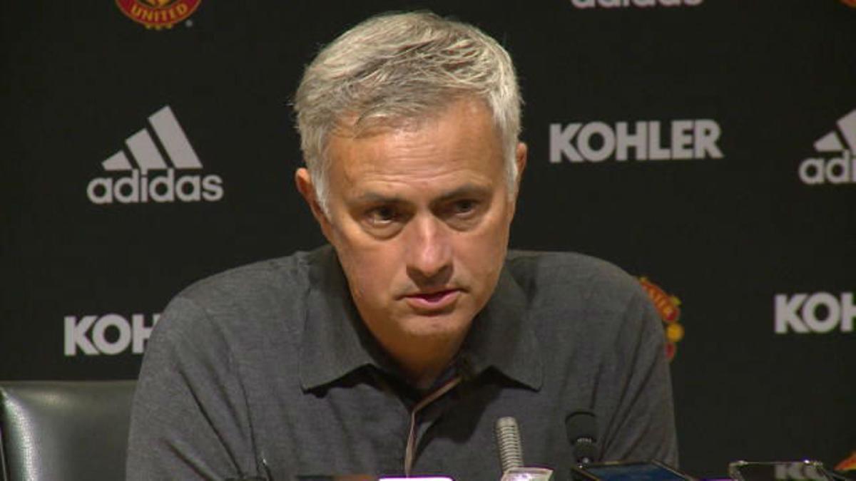 Mourinho rajó de su equipo