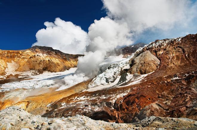 Volcán activo