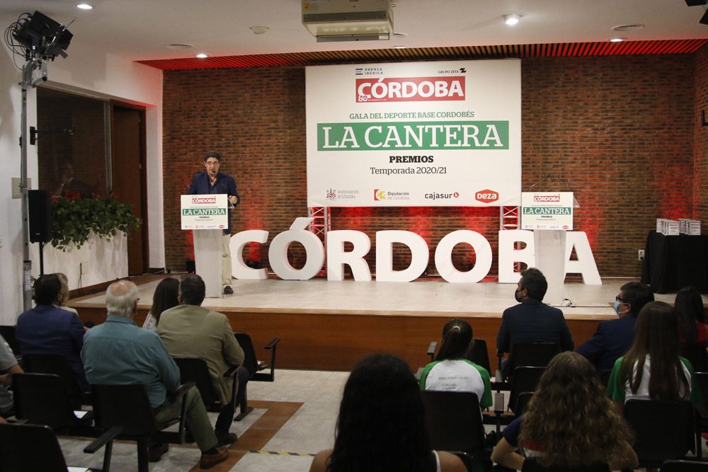 Rafael Aranda conduce la gala