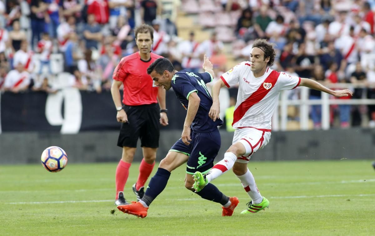 FOTOGALERÍA / Las mejores imágenes del Rayo-Córdoba