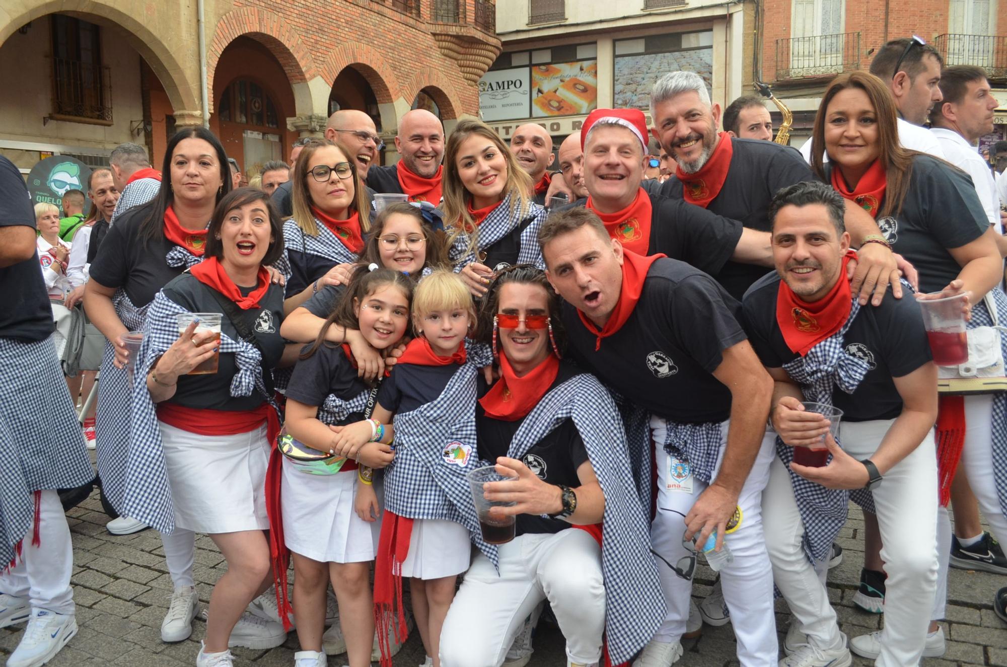 Fiestas del Toro de Benavente: ¿Y tú de qué peña eres?