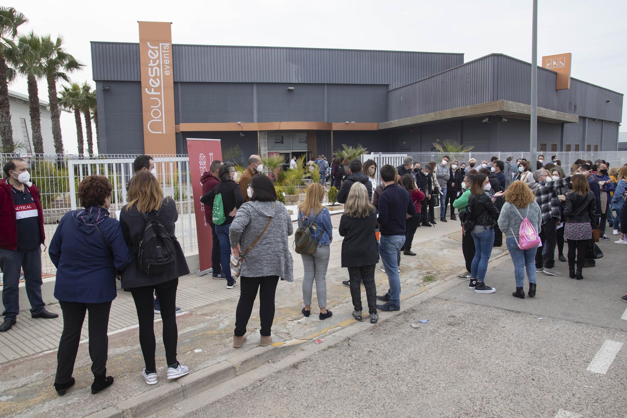 Retoman la vacunación de profesores en la Comunitat Valenciana