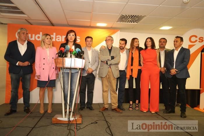 Ambiente de la noche electoral en la sede de Cs