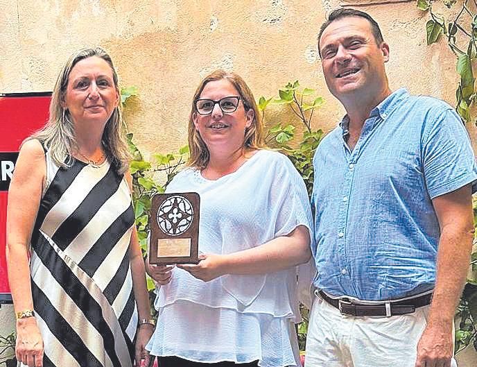 Imagen Luisa Hernndez, Sonia Soriano y Jos Luis Crcoles.jpg