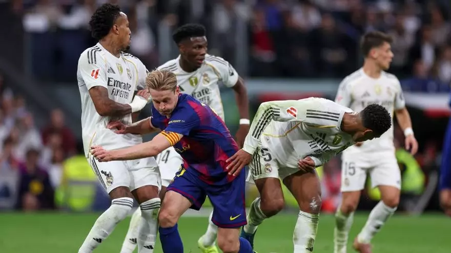 De Jong cree “exagerada” la reacción de los jugadores del Real Madrid a las declaraciones de Lamine previas al Clásico