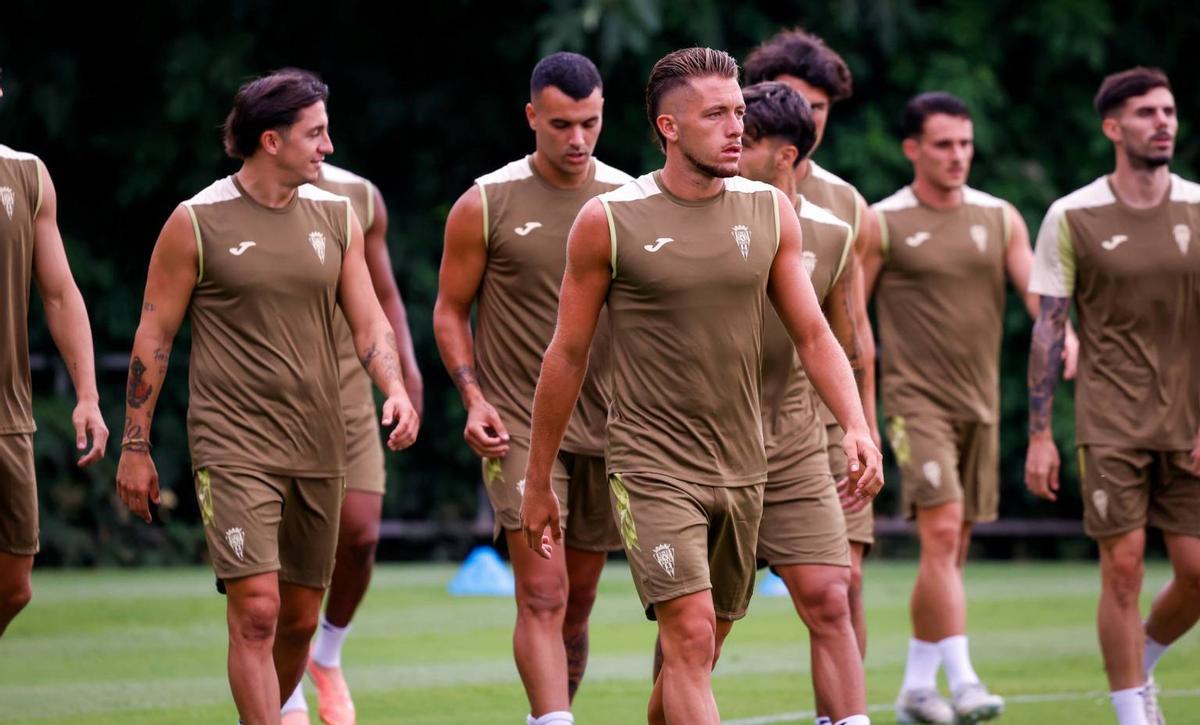 Christian Carracedo, Damián Cáceres e Isma Ruiz, en un entrenamiento.