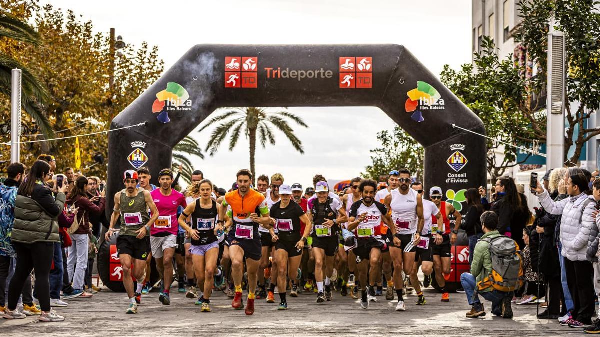 Corredores de la terceta etapa 2025 de la 3 Días Trail Ibiza.