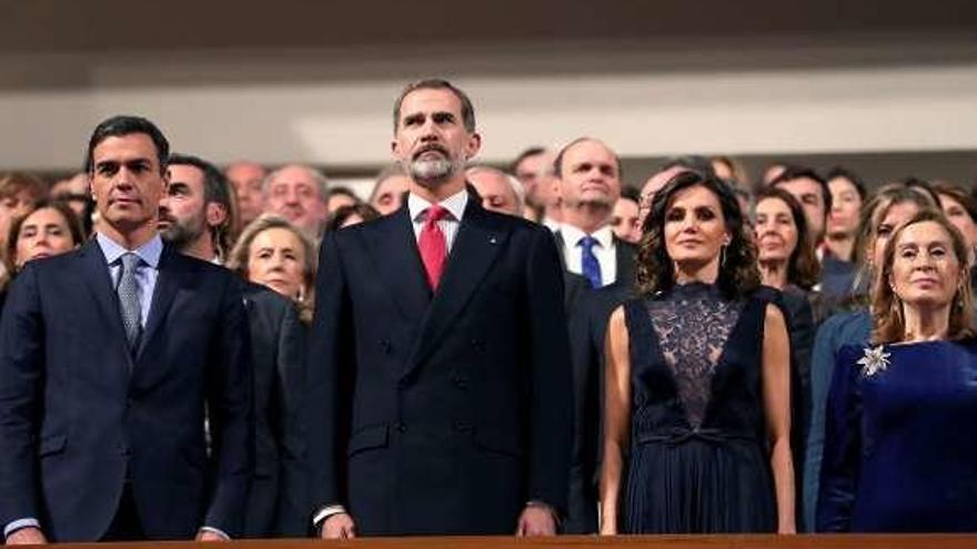 Los Reyes, junto a Pedro Sánchez y la gallega Ana Pastor.