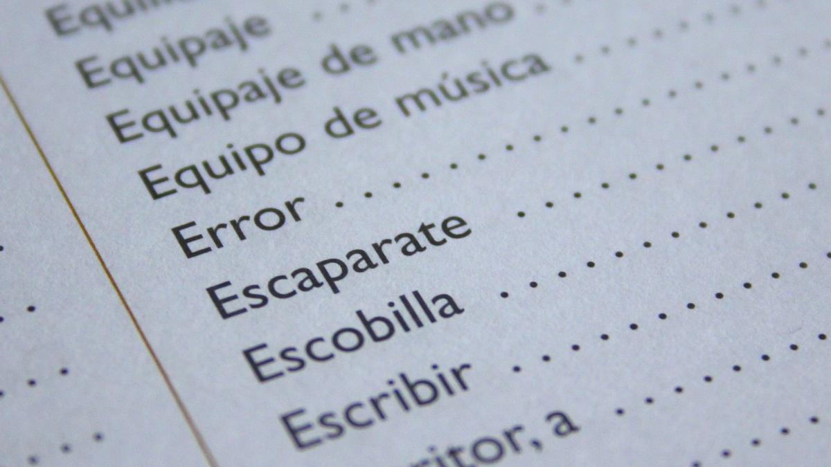 Varias palabras escritas en castellano
