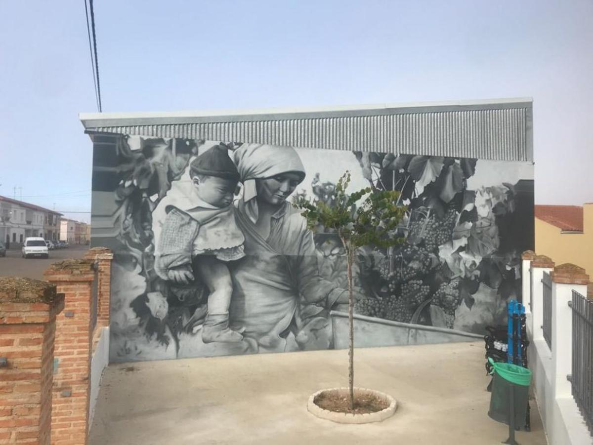 Mural en la calle El Carmen (Quintanar de la Orden, Toledo)