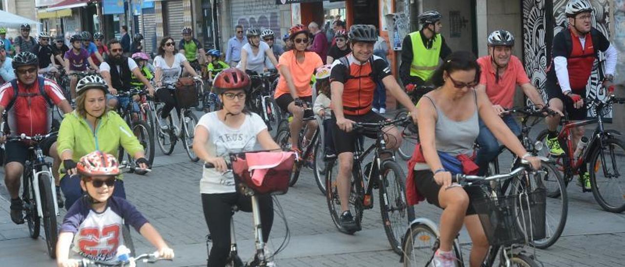 Una actividad de “Pedaladas” previa a la pandemia de COVID. |   // RAFA VÁZQUEZ