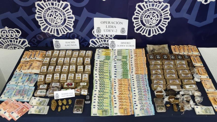 Dinero y droga intervenidos en una operación policial