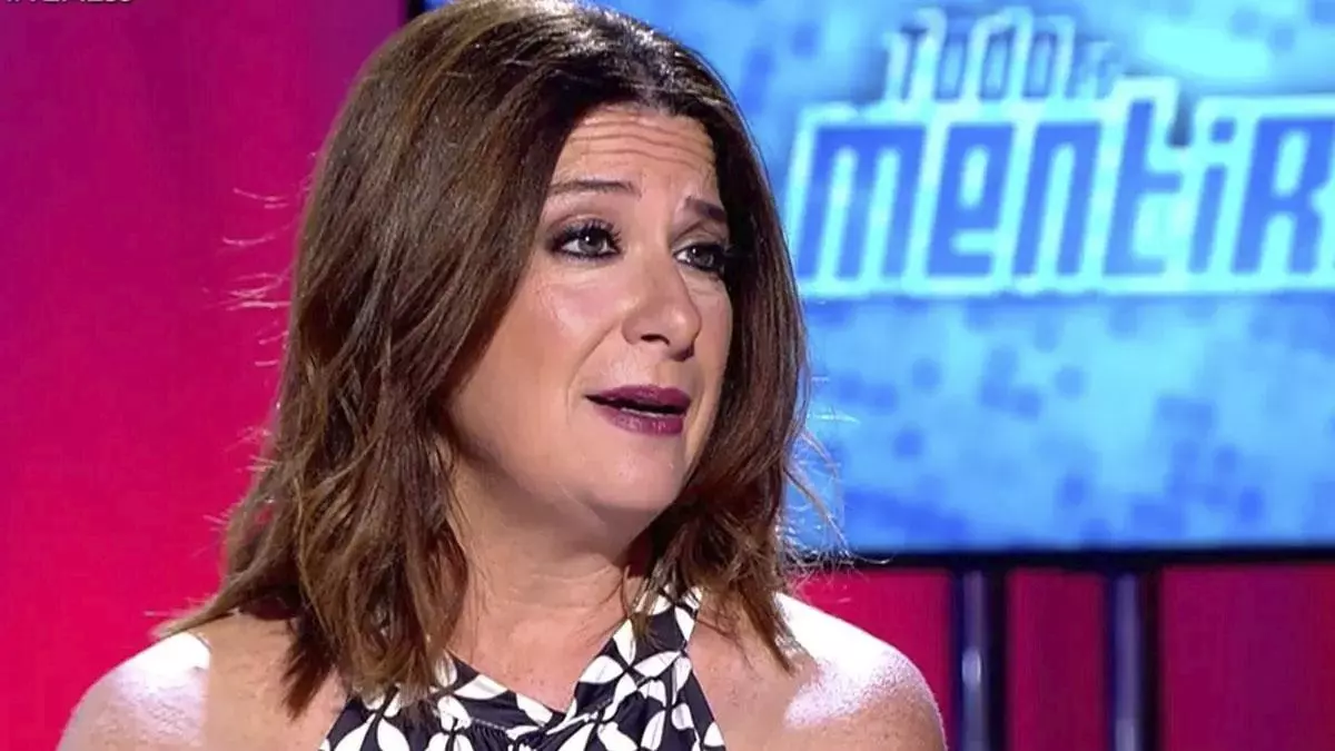 Leire Díez rompe su silencio en televisión tras el ingreso en prisión de Santos Cerdán: "Surgen muchas preguntas que aún no sé responder"