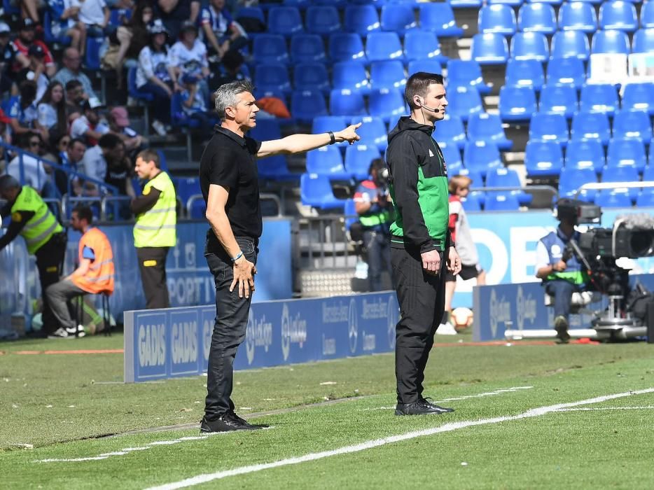 Un Dépor valiente empata en Riazor con el Cádiz