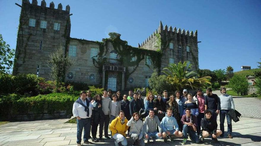 Los alumnos del Basque Culinary Center aprenden del albariño y el orujo gallego