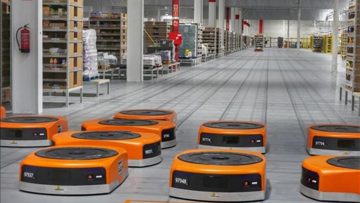 Sistema de gestión de paquetería mediante robots en las instalaciones de Amazon en Castellbisbal.